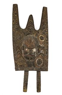 Latmul canoe shield, early 20th c. PNG