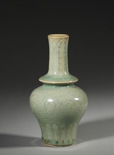 A Longquan kiln porcelain vase,Song Dynasty,China