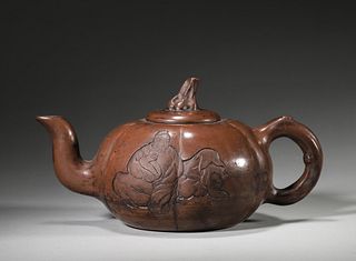 A figure patterned zisha clay teapot ,Qing Dynasty,China