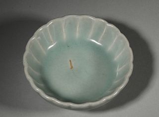 A Longquan kiln porcelain flower shaped saucer,Song Dynasty,China