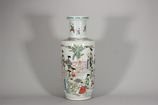 A famille rose figure porcelain vase,Qing Dynasty,China