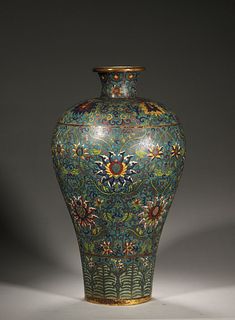 An interlocking lotus patterned cloisonne meiping,Qing Dynasty,China