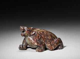 A jade bear ornament,Han Dynasty,China