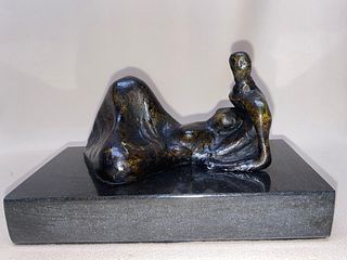 ENGLISH BRONZE SCULPTURE HENRY MOORE RECLINING SIGNED