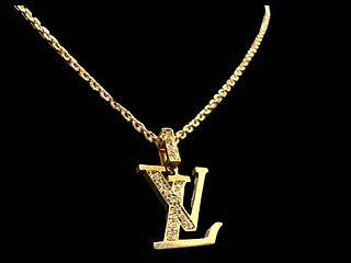LOUIS VUITTON DIAMOND 18K YELLOW GOLD MINIATURE “LV” PENDANT NECKLACE
