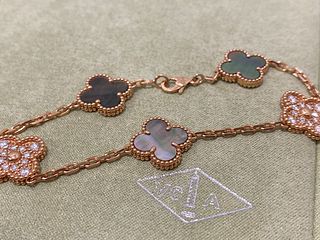 Van Cleef & arpels Vintage Alhambra bracelet 5 motifs 18k rose gold, Diamond, Grey Mother-of-pearl
