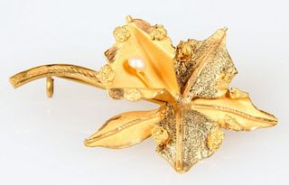 Stamped 18kt Yellow Gold Orchid Brooch