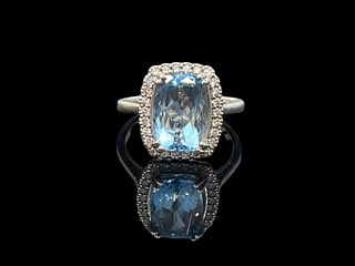 14k White Gold 3 ctw Aquamarine & Diamond Ring