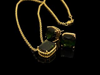 Vera Wang 18K Yellow Gold Green Tourmaline Pendant Necklace & Earrings Set