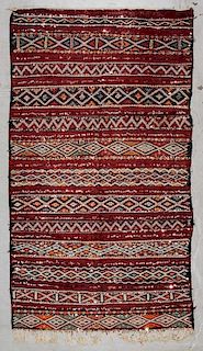 Vintage Moroccan Mixed Weave Rug: 5'7'' x 9'6'' (170 x 290 cm)