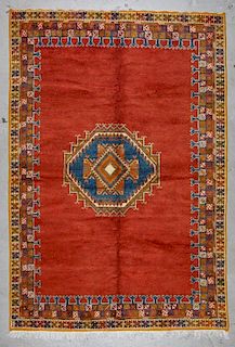 Vintage Moroccan Rug: 6'6'' x 9'7'' (198 x 292 cm)