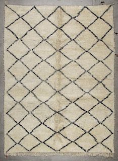 Vintage Moroccan Rug: 7'3'' x 9'7'' (221 x 292 cm)