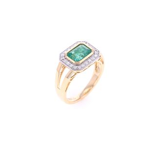Art Deco Emerald VS2 Diamond 18k Yellow Gold Ring