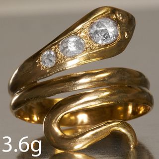 DIAMOND SNAKE RING