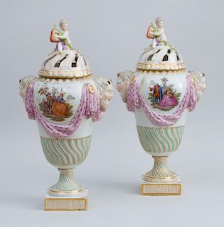 PAIR OF MEISSEN STYLE LARGE URNS AND ASSOCIATED COVERS
