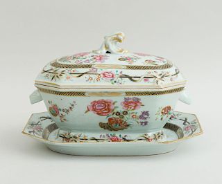 CHINESE EXPORT PORCELAIN BOAR'S HEAD TUREEN, COVER AND STAND