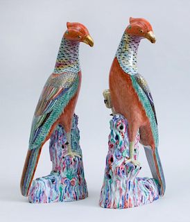 PAIR OF CHINESE FAMILLE ROSE PORCELAIN FIGURES OF BIRDS