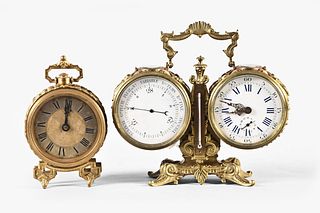 A lot of two French desk clocks