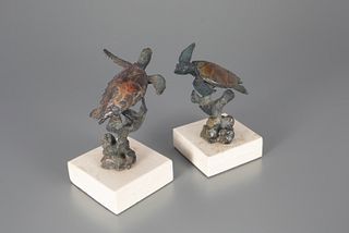 Octavio Gonzalez Gutierrez (Mexican, b. 1950), Two Turtle Bronzes