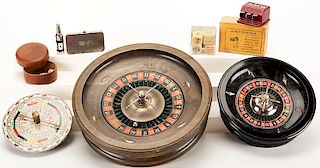 Group of Vintage Gambling Pocket Games, Novelties, and More.