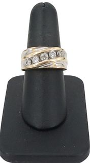 Vintage 14K Gold Ring With Five Diamonds, 9.4g