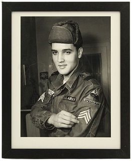 BEAUTIFUL ELVIS PRSELEY PHOTOGRAPH FROM ARMY