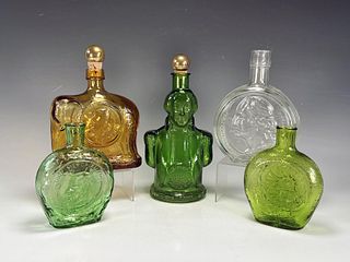 COLLECTION OF WHEATON GLASS BOTTLES 