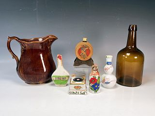 COLLECTIBLE BOTTLE DECANTER PITCHER LOT