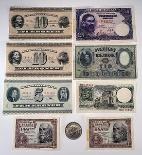 LOT OF INTERNATIONAL PAPER CURRENCY & COIN