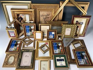 ASSORTED PICTURE FRAMES