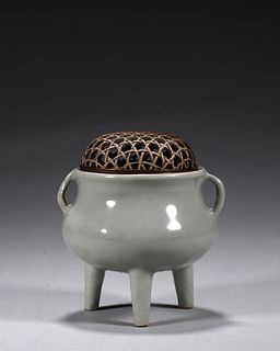 A Longquan Kiln Porcelain Double-Eared Incense Burner