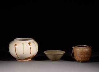 Yue Kiln A Group of Pots,Tang Dynasty,China