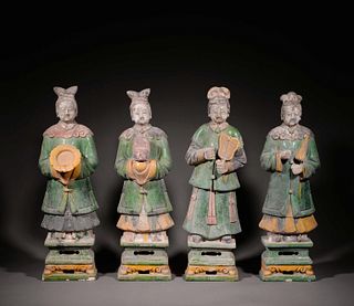 A Group of Three-Color Figurines, Ming Dynasty,China