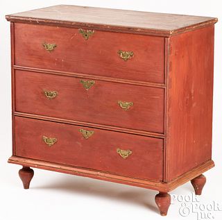 New England stained pine mule chest, mid 18th c.