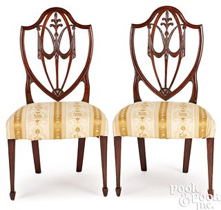 Pair of Federal mahogany shieldback dining chairs