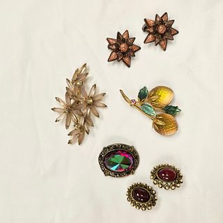 Strawberry Brooch & other Vintage Items