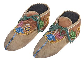 Pair of Woodlands Child's Moccasins