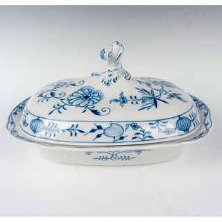 Meissen Porcelain Lidded Vegetable Bowl, Blue Onion