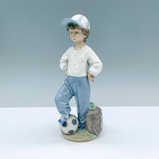 Starting Forward 1007605 - Lladro Porcelain Figurine