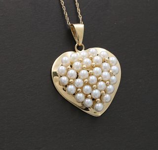 Vintage Heart Yellow Gold Pearls Pendant