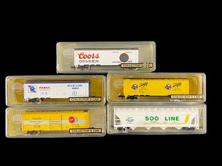 Group of 5 Model Power N Scale Freight Cars Coors Pabst Schlitz Timken