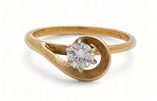 .30 Cts Diamond And 14K Yellow Gold Ring, Size 6 Ca. 1950