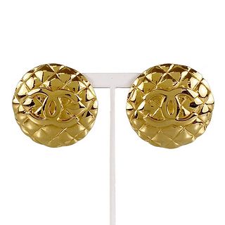 CHANEL LOGO ROUND GOLD PLATED EARRINGS