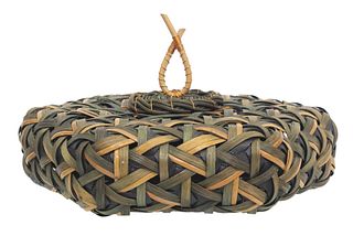MAGGIE HENTON (B.1953) STUDIO CRAFT WOVEN CANE BASKETRY BOWL & COVER