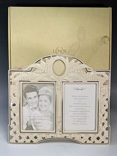 LENOX WEDDING PROMISES PICTURE FRAME ON BOX