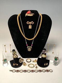 LOT OF GOLD TONED JEWELRY