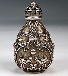 CHINESE SILVER DOUBLE DRAGON SNUFF BOTTLE