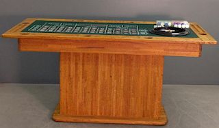 Gaming casino table