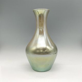 Moorcroft Pottery Green Lustreware Vase