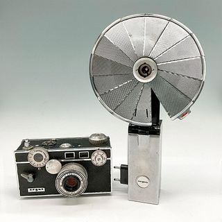 2pc Vintage Argus C3 50MM Rangefinder Camera + Flash